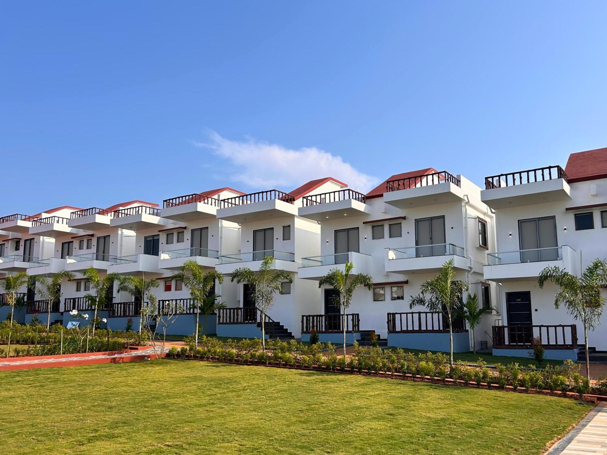 Baywatch Resort Bhogave Beach Vengurla Exterior foto