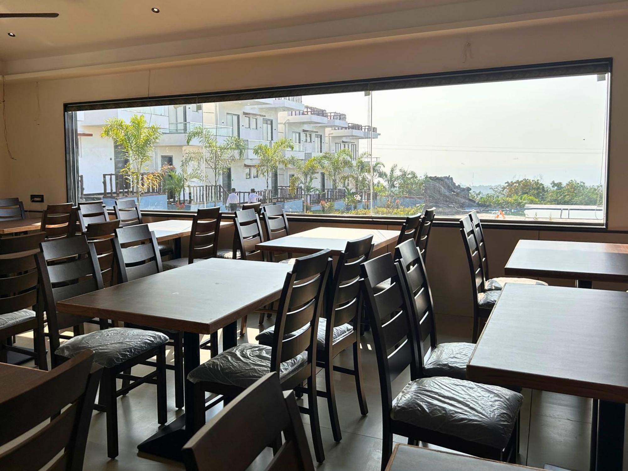 Baywatch Resort Bhogave Beach Vengurla Exterior foto