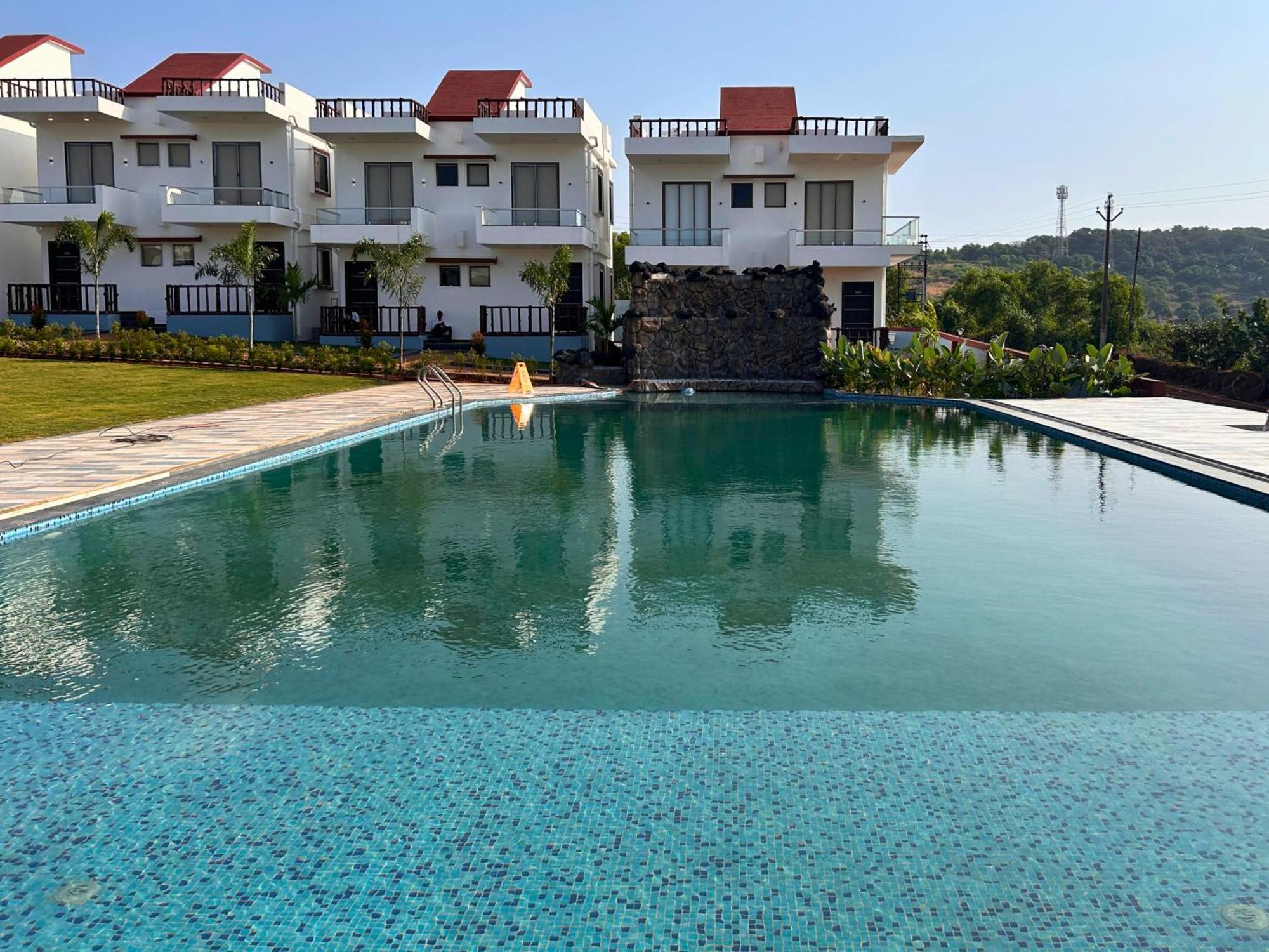 Baywatch Resort Bhogave Beach Vengurla Exterior foto