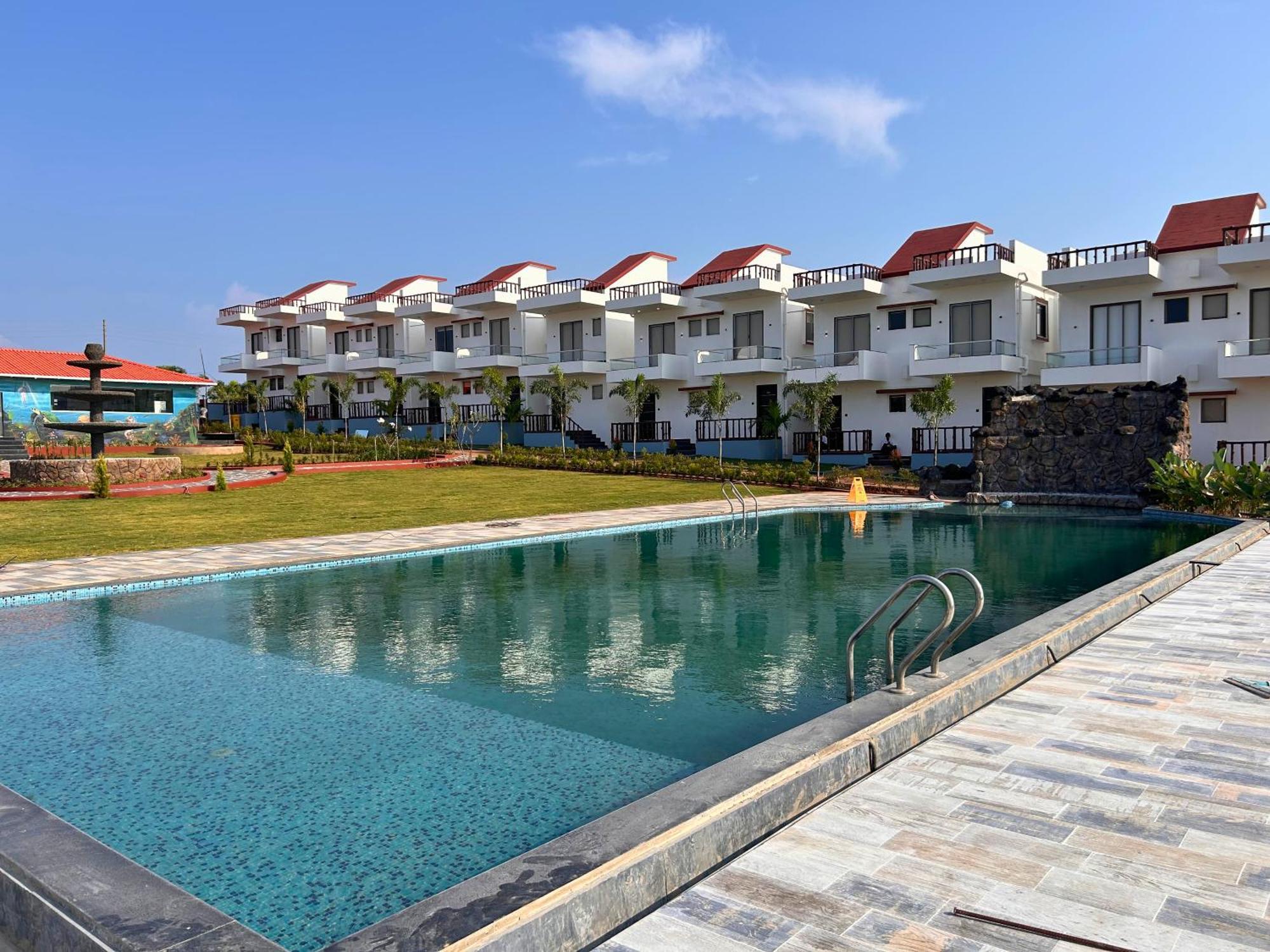 Baywatch Resort Bhogave Beach Vengurla Exterior foto