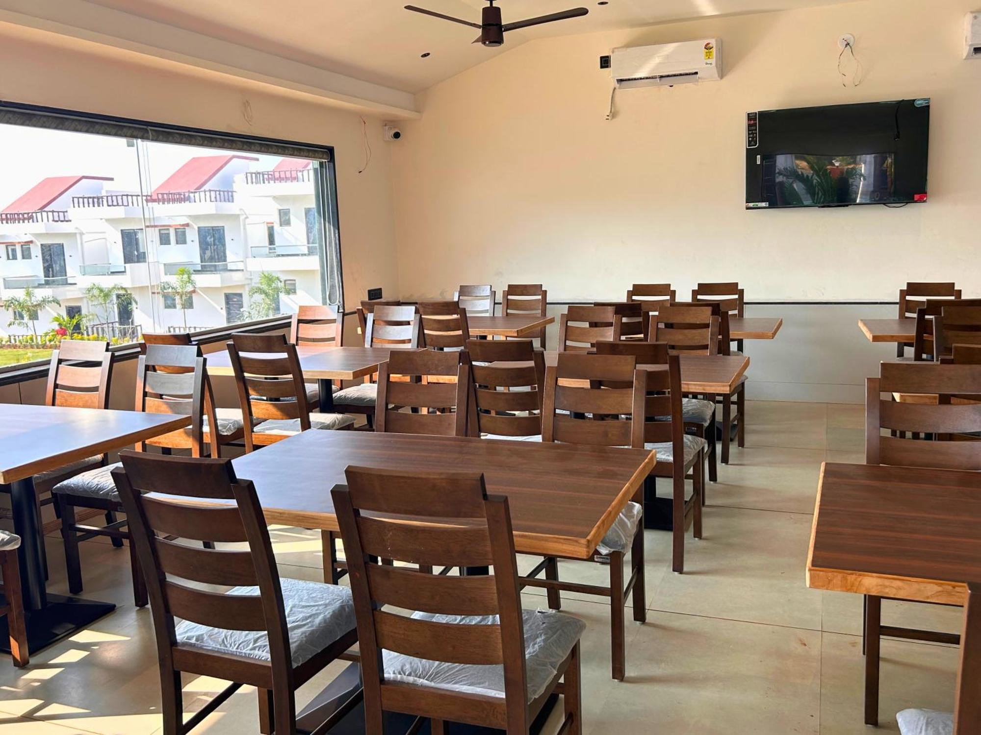 Baywatch Resort Bhogave Beach Vengurla Exterior foto