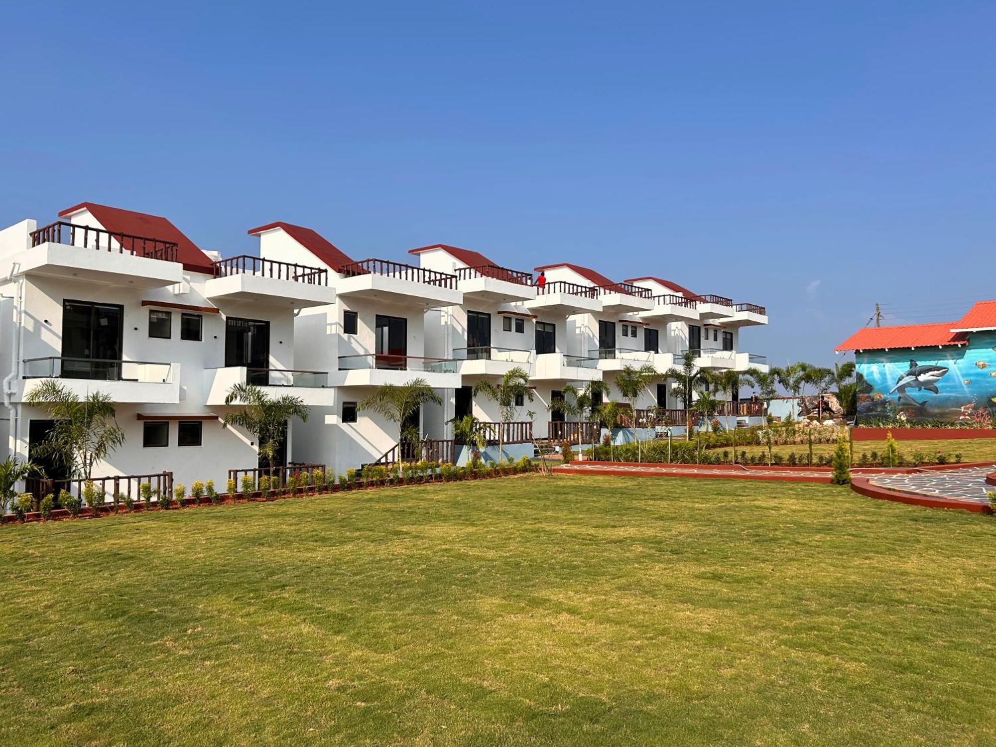 Baywatch Resort Bhogave Beach Vengurla Exterior foto